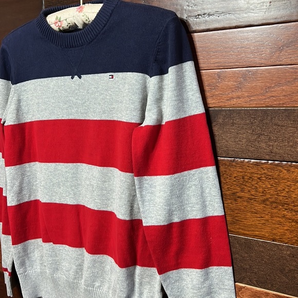 Tommy Hilfiger Crew Neck Sweater - Picture 2 of 5